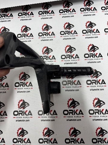 TVS RTR 200 sağ yolcu artçı braket basmakla beraber