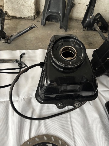 CF MOTO NK 250/SR 250 Benzin Deposu