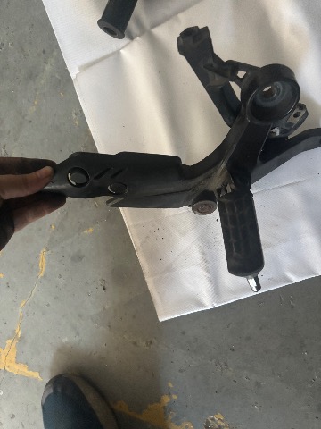 TVS APACHE RTR 200 şoför Braket